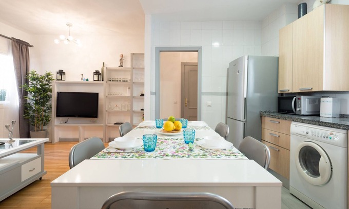 La Goleta Appartement | MalagaSuite Center Ollerias
