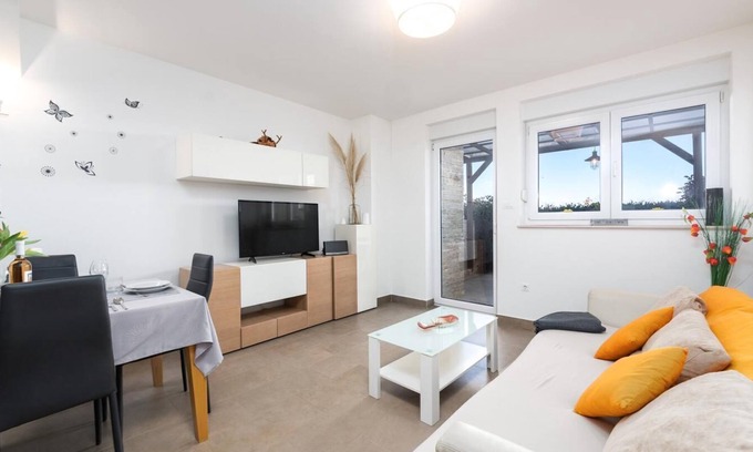 Rosini Maison | Malas Home (71942-K1) - Barbići, Tar-Vabriga