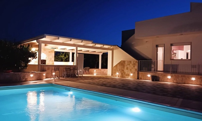 Conversano Villa | Malia Holiday Villa 5 km from Polignano a Mare