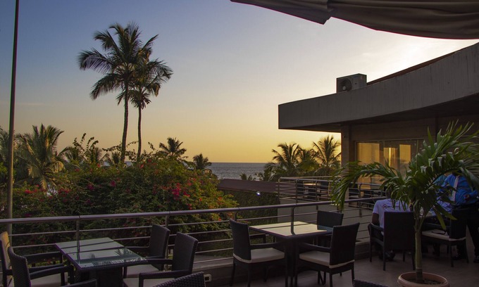 Monrovia Station Balnéaire | Mamba Point Hotel