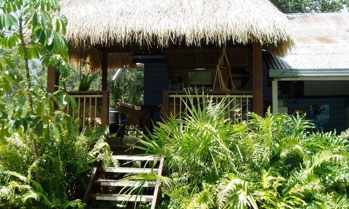 Scarness Auberge | Mango tourist Hostel