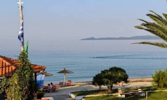 Nea Rodha Maison | MangoSeaview Home