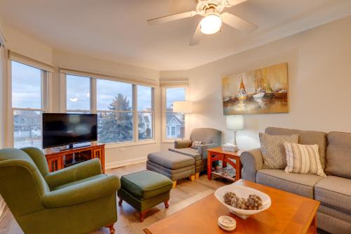 Manistee Maison | Manistee Retreat about 30 Mi to Crystal Mountain!