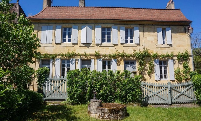 Lanquais Villa | Manoir Altheas - Cinq Chambres Villa, Couchages 10