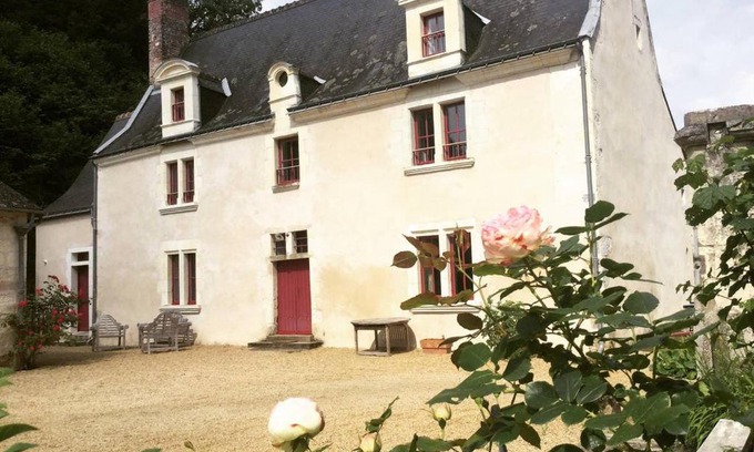 Les Essards Maison | Manoir - Gîte avec Spa pour 10 p.