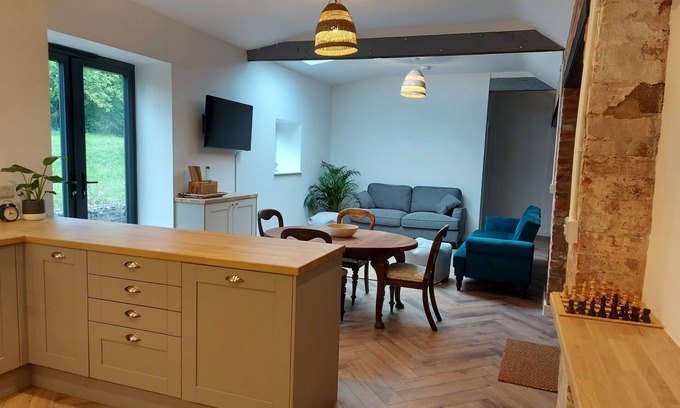 Chard Maison | Dépendance-Cottage-Salle de bain privée séparée-Vue sur Jardin