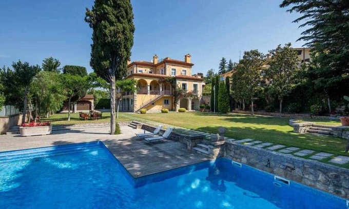el Carme Maison | Manoir Triadú-Marqués