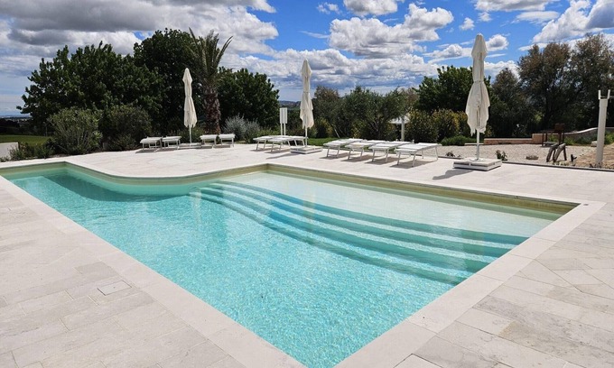 Monsano Appartement | Manor in Marche with Pool & Near Adriatic Beaches