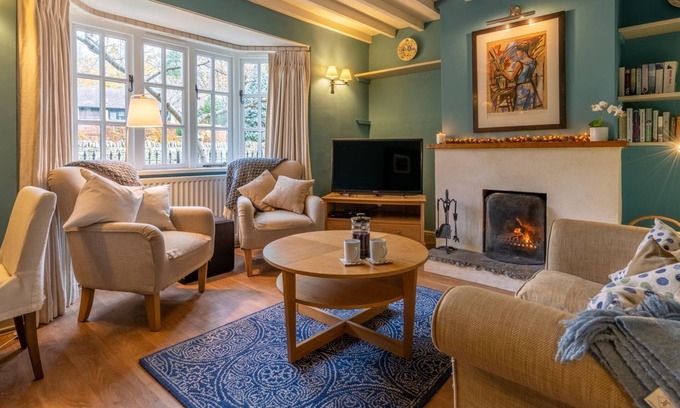 Paxford Cottage | Manor Lodge Cottage - sleeps 4 guests in 2 bedrooms