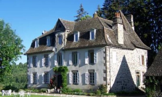 Jussac Maison | LE MANOIR DU PRIEUR.