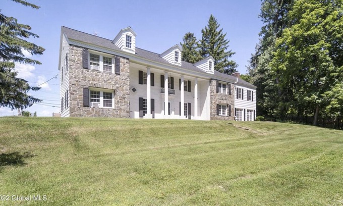 Albany Maison | Mansion in Albany 7minutes to Downtown Albany
