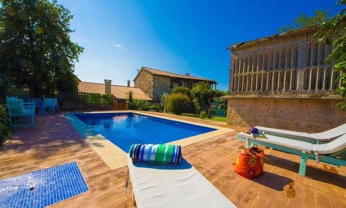 Cerdedo Villa | Manoir à Cerdedo avec piscine et jardin privé