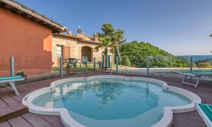 SantʼAngelo in Vado Villa | Appartement avec piscine