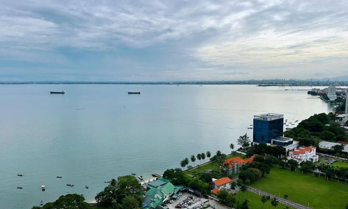 Downtown George Town Appartement | Mansion One Gleneagles Gurney Infinity Seaview Suite