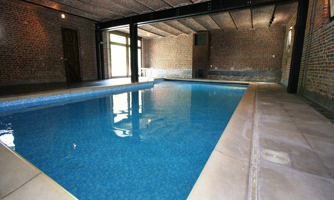Ouffet Villa | Demeure avec piscine à Néblon-le-Pierreux