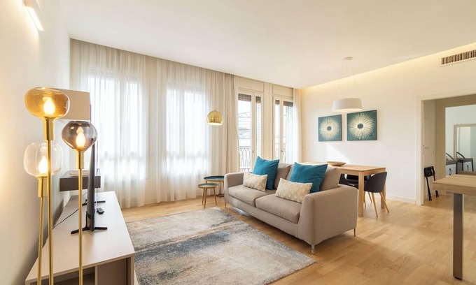 Borgonuovo Appartement | Manzoni44Suite