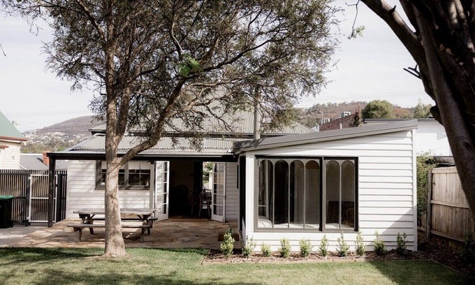 Hobart Central Business District Maison | Maple House - Charming family cottage in Sandy Bay