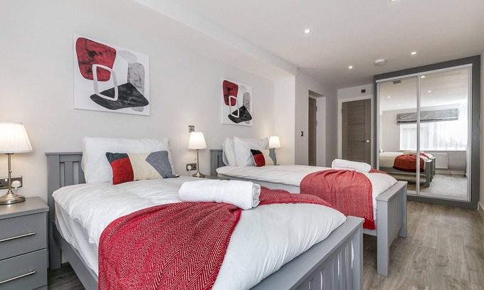 Reading Appartement | Maple Lodge