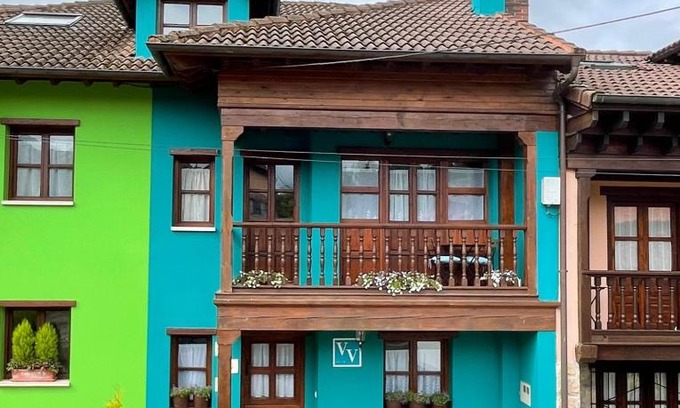 Vallobal Maison | Mar y Montaña