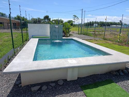 Parrita Maison | Maracuyá Garden Stanza 2