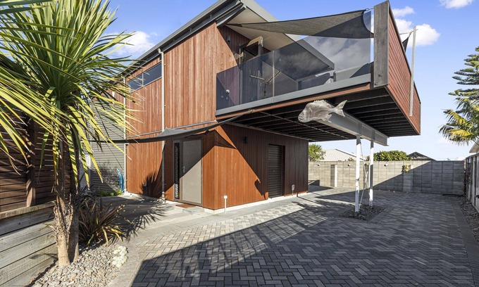 Mount Maunganui Maison | Maranui BeachSide Retreat - Mt Maunganui Home