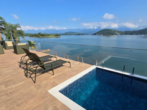 Ponta do Sape Maison | Maravilhosa casa linear 5 suítes em Angra