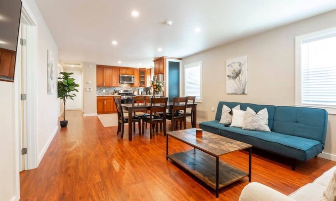 Northside Maison | Marbella Lane Triplex San Jose