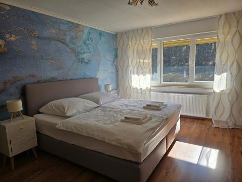 Marburg Appartement | Marburg Apartment feuriger Felix mit Kamin und Garten in ruhiger Waldrandlage