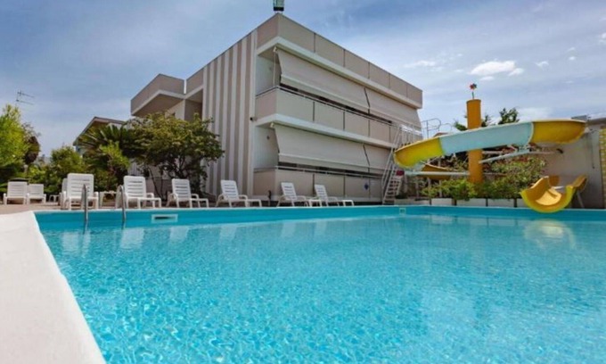 Alba Adriatica Appartement | Marconi Seaside Residence, Pool, Wifi, Bilocale