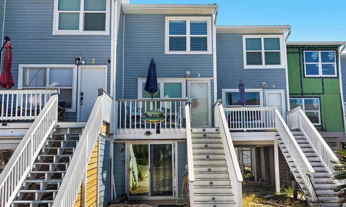 Navarre Beach Maison | 🌴 Mardi’s Cozy Townhouse | Beachside Retreat in Navarre w/ Sunset Views🐚