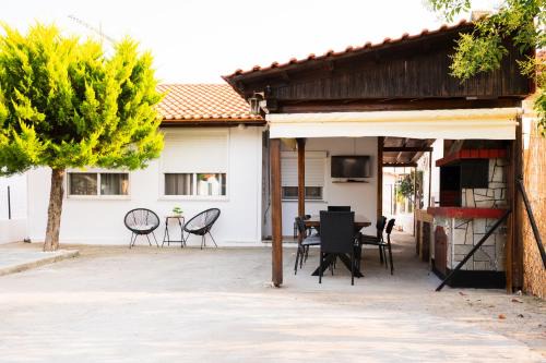 Nea Iraklia Maison | MareAntoanetta
