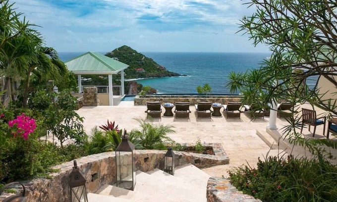 Great Cruz Bay Maison | Maria Bluff Main House- Modern Renovations, Private Pool, Ocean Front Views, and