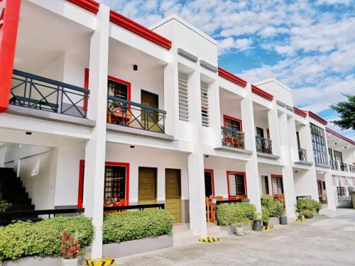 Tayabas City Hôtel | Maria Cristesa Condotel