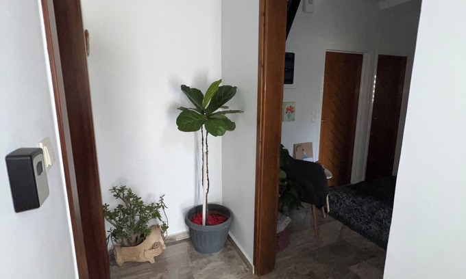Heraklion Appartement | Maria’s House – Cozy 2BR Garden Retreat Near Beach & Heraklion Sights