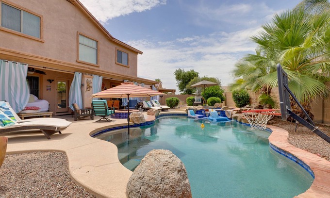 Maricopa Maison | Maricopa Desert Oasis: Fenced Yard w/ Hot Tub