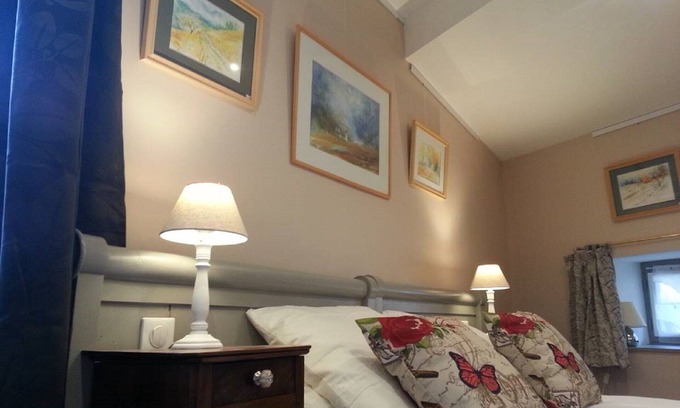 Saint-Haon-le-Chatel Maison | Chambre MARIE du relais Saint Jacques