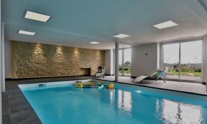 Guiler-sur-Goyen Maison | Marie ty-touz , gîte avec piscine intérieure chauffée et privative