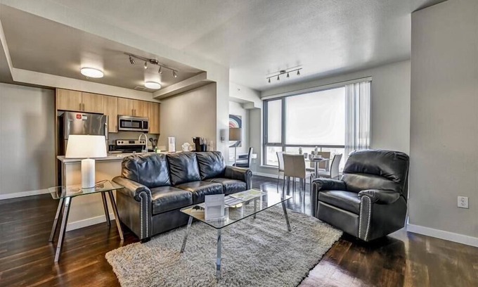 Del Rey Appartement | Marina 2BR nr LAX Attractions & mins to the Beach | MDR