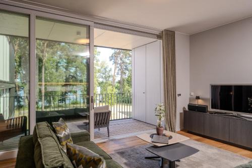 Bad Saarow Appartement | Marina Apartment am See mit Pool und Sauna