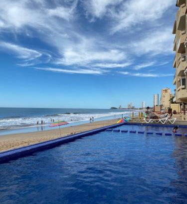 Marina Mazatlan Appartement | Marina del Sol Resort Condo directly on the Ocean 102