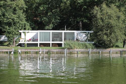 Westend Location De Bateaux | Marina Hausboote und Seelodge