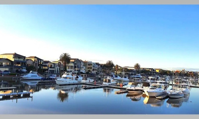 Patterson Lakes Appartement | Marina Magic Getaways - Your Waterfront Retreat