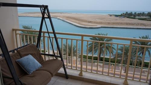 Bay La Sun Appartement | marina two apartment 201 with direct sea view