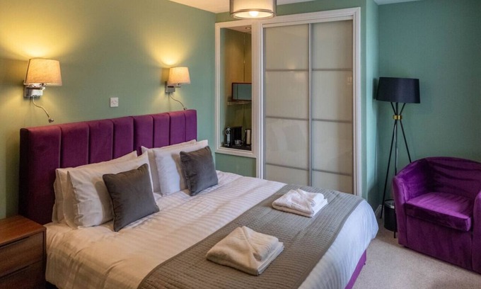 Thurso Hôtel | Marine Aparthotel sleeps 2