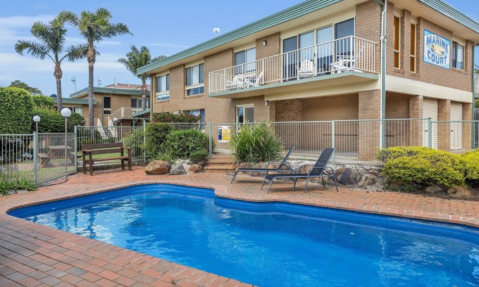 Merimbula Cabine | Marine Crt - Unit 6 Fishpen