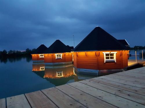 Stotternheim Maison | Maritime Freizeit Camp "MFC" Erfurter Seen