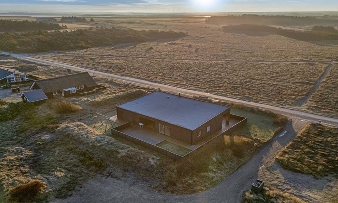 Bjerregard Strand Maison | "Marius" - 400m from the sea by Interhome