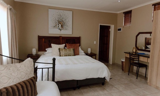 Rustenburg Maison | Marjaniek Wedding Venue & Guest House