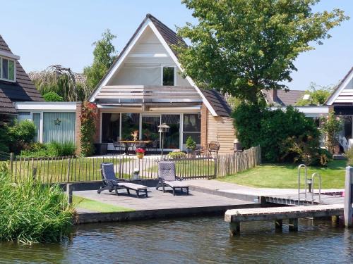 Uitwellingerga Maison | Marretoer