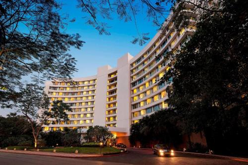 Powai Hôtel | Marriott Executive Apartment - Lakeside Chalet, Mumbai